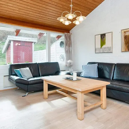 5 Person In Aabenraa-by Traum *