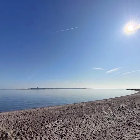 5 Person In Aabenraa-by Traum *